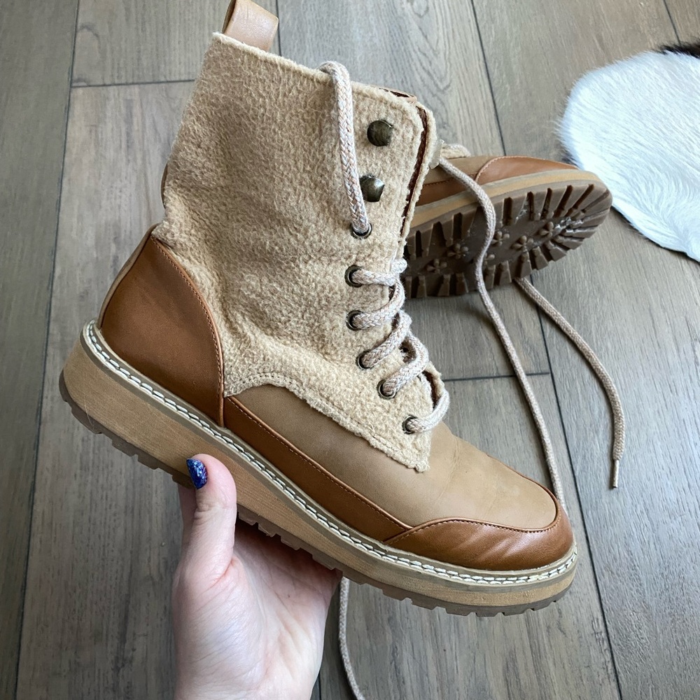Target Multi Color/Fabric Hiking Fashion Boots | Size 8.5 - Picture 3 of 6